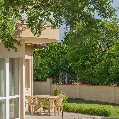 Maison d'hôtes Complex Pika 3*