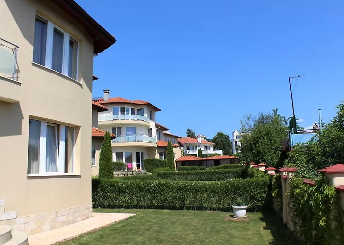 Complex Pika Guest house Golden Sands