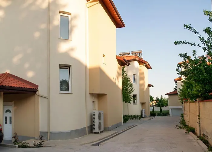 Complex Pika Guest house