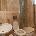 Къща за гости Complex Pika 3*