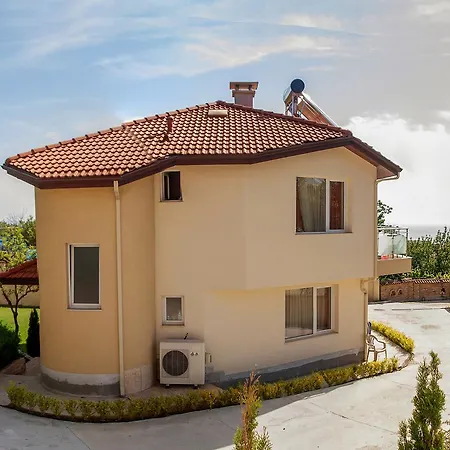 Complex Pika Guest house 3*