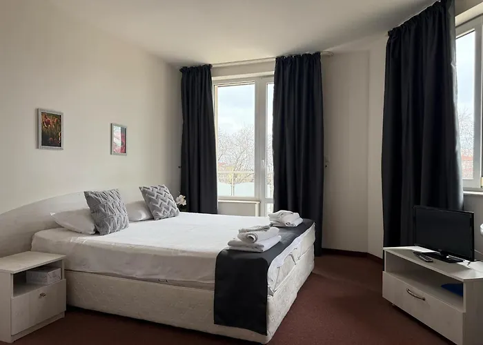 Gæstehus Complex Pika 3*