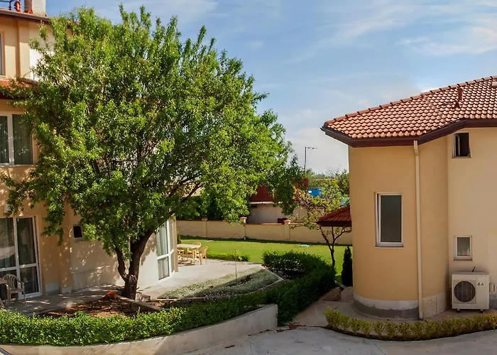 Gæstehus Complex Pika