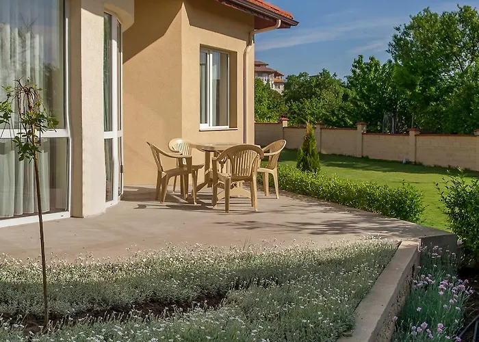 Complex Pika Gæstehus